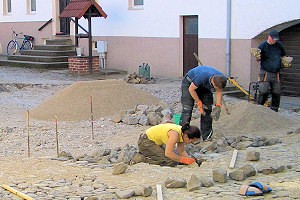 Natursteinpflaster als Wildpflaster in Riesa - Pflasterarbeiten - Bauarbeiten in Riesa, Meißen, Großenhain