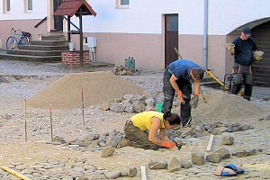 Natursteinpflaster als Wildpflaster in Riesa - Pflasterarbeiten - Bauarbeiten in Riesa, Meien, Groenhain